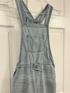 The Children’s Place Girls Lightweight Denim Overalls Size 14 Chambray Jumpsuit